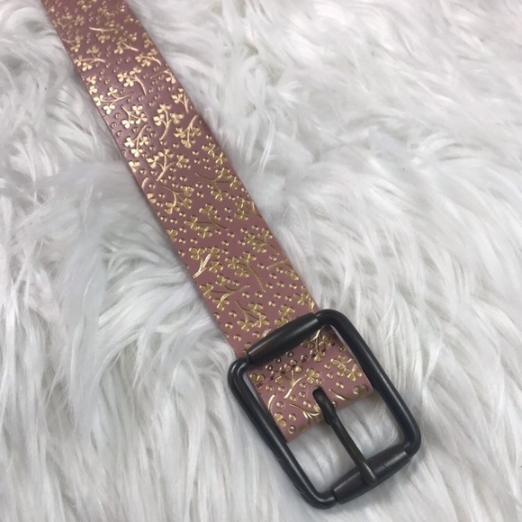 Pink and Gold Leather Belt - Picture 2 of 4